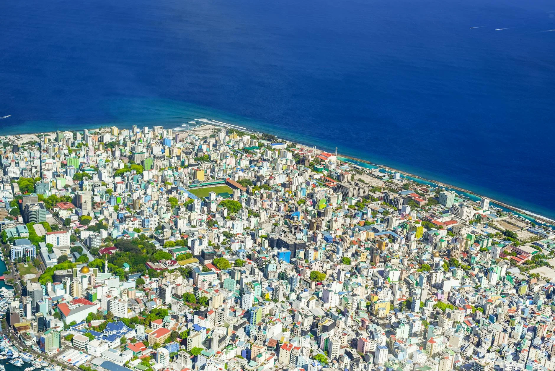 Maldives Uses Religious Law to Prosecute Press Over President Affair